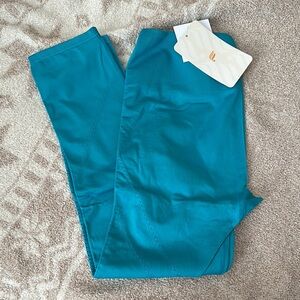 Teal Fabletics Seemless Leggings